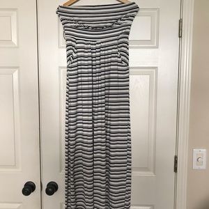 Strapless maxi dress. Size L